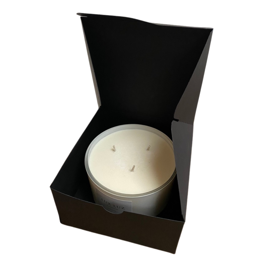 Three-wick fresh fig scented candle